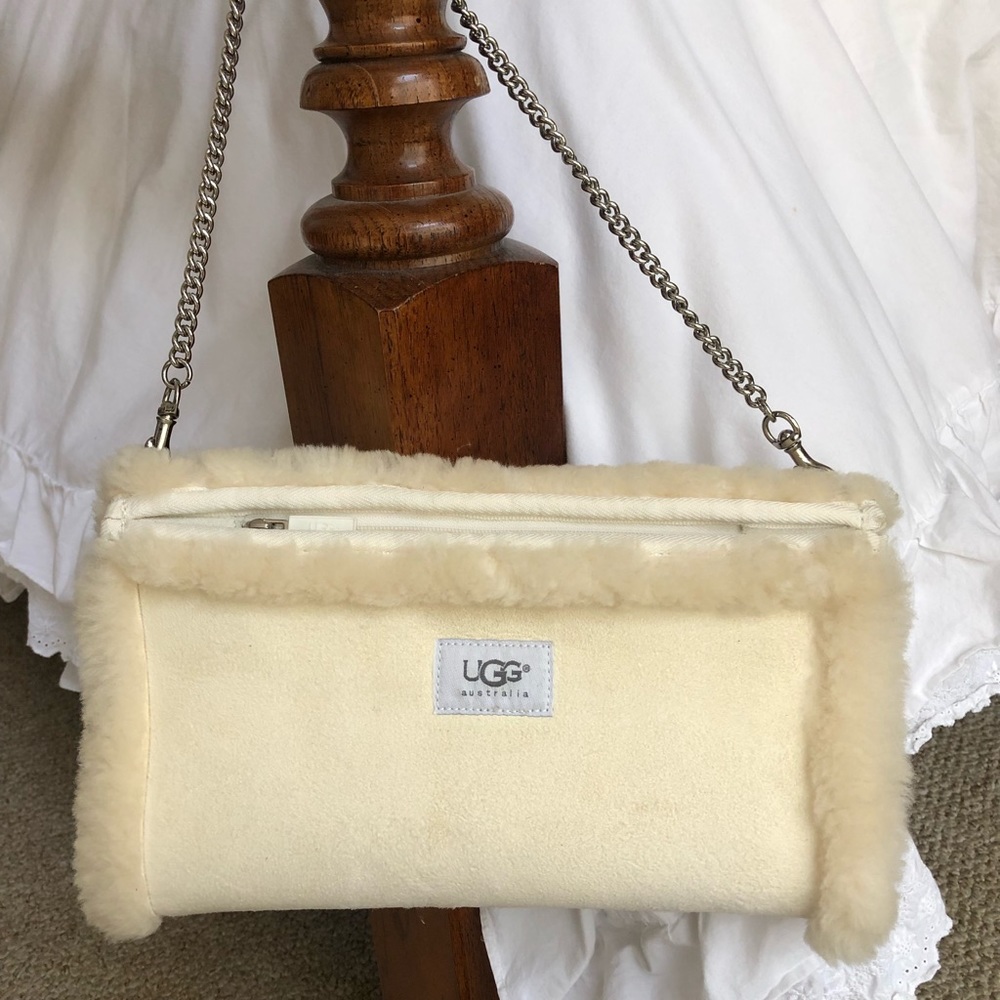 Ugg Muff Purse - Picture 1 of 4